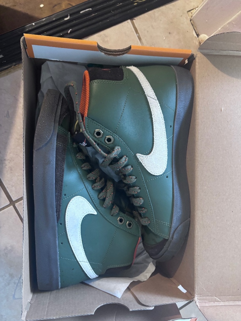Nike shoes Blazer Mid 77’